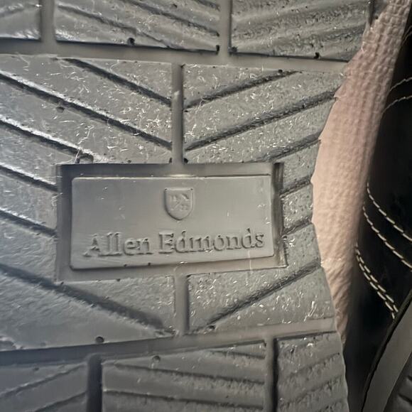 Allen Edmonds Voyager 6180 9.5 Distressed Black Leather Casual Comfort Shoe - Picture 8 of 11